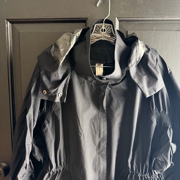 Fabletics Black Jacket - Picture 2 of 9